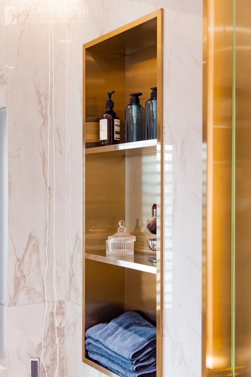 现代轻奢,优雅蓝色家居典范-61