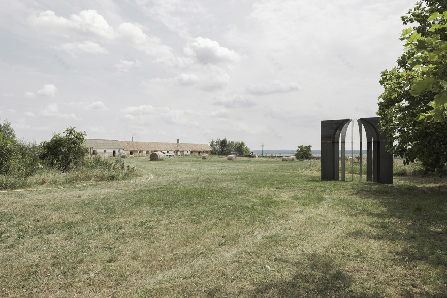 婚礼堂装置,匈牙利 / MÁS-4