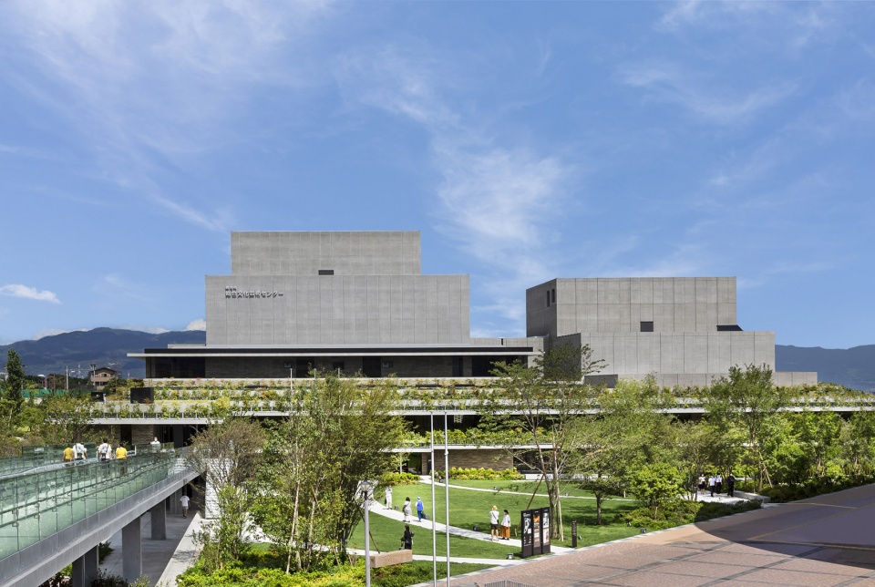 大阪枚方市综合文化艺术中心 | 绿色与艺术的完美交织-3