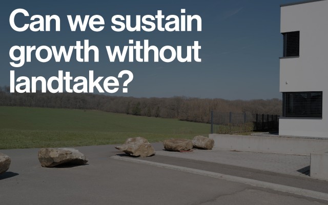 转型中的卢森堡

注：Lu·emburg推测为Luxemburg的拼写错误，Luxemburg常见释义为卢森堡  丨卢森堡丨51N4E（Arya Arabshahi等）,2001,LOLA-42