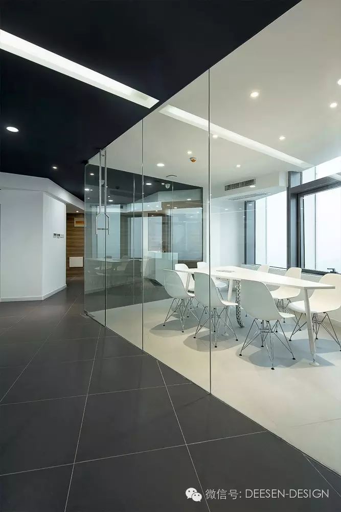 南京苏宁慧谷中心“无界”办公空间 | 不规则切割,化零为整-23