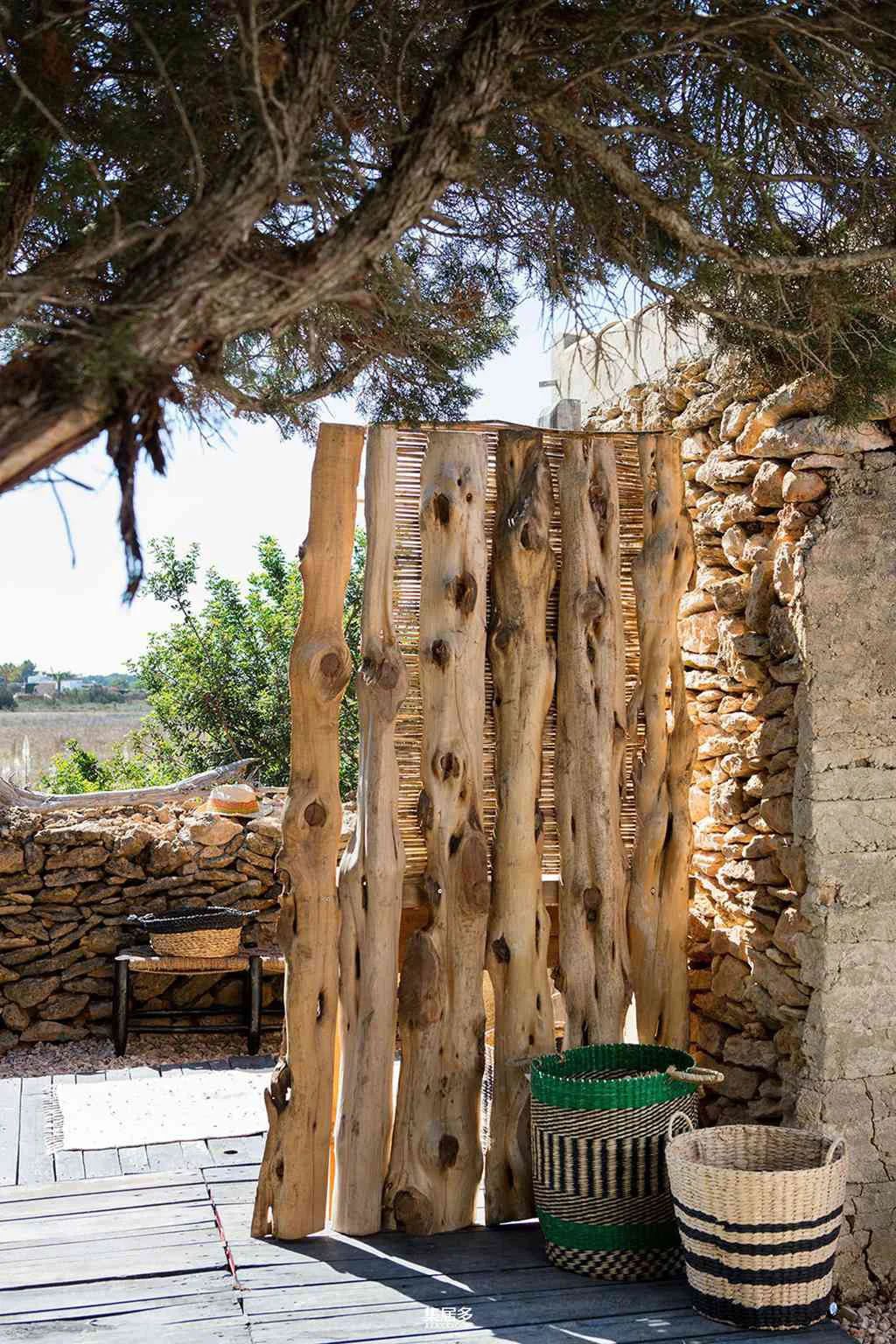 西班牙白色避暑别墅设计-16