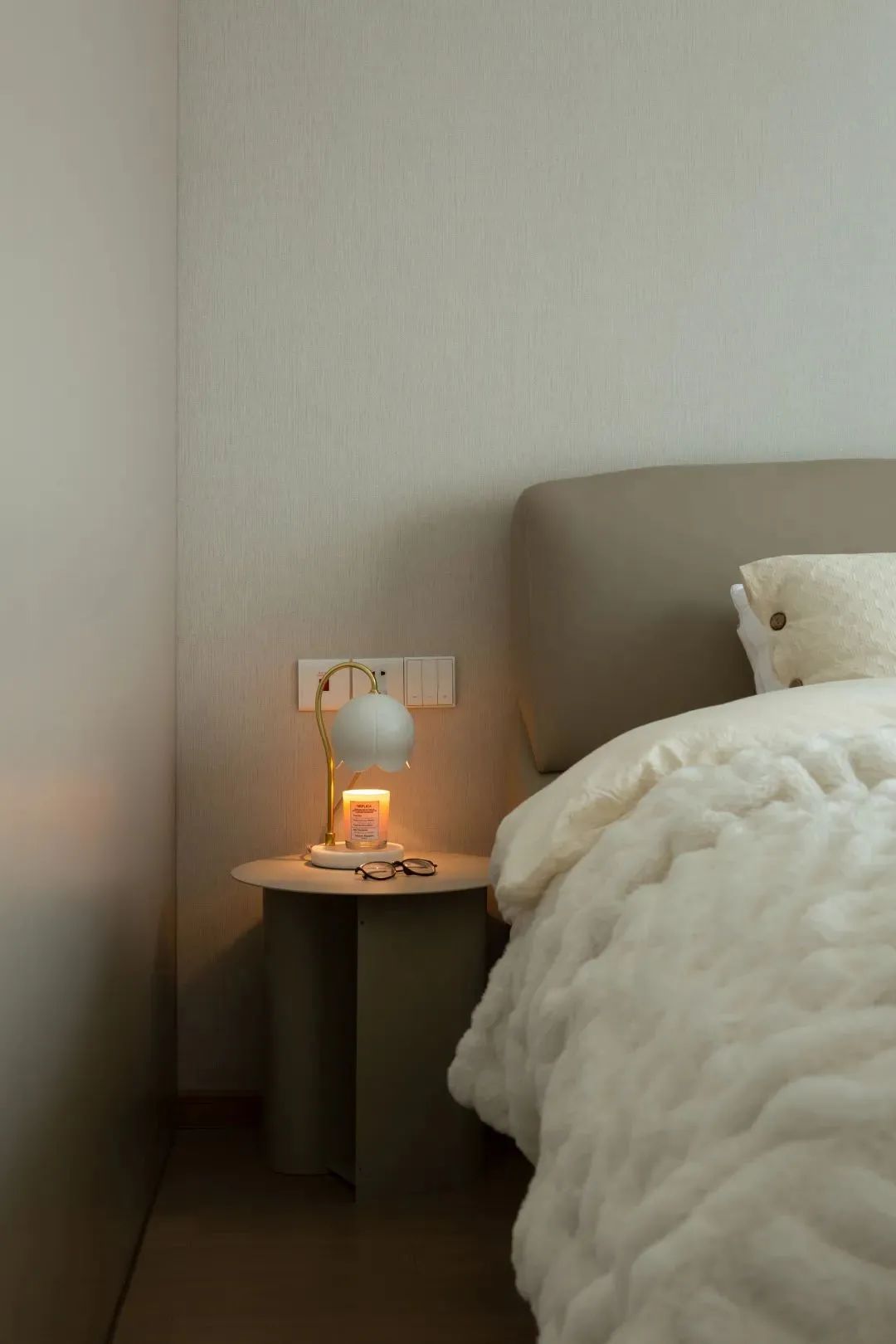 墨尔本留学夫妻的温馨家居丨壹间设计-23