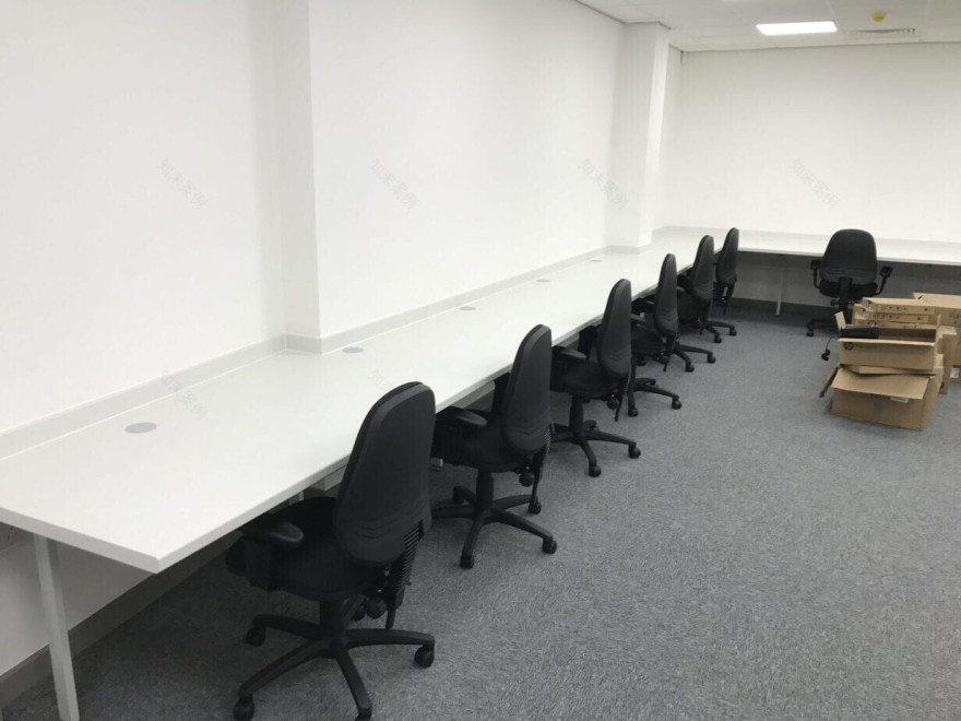 英国百年银行 Kent Reliance Maidstone 旗舰店设计-25