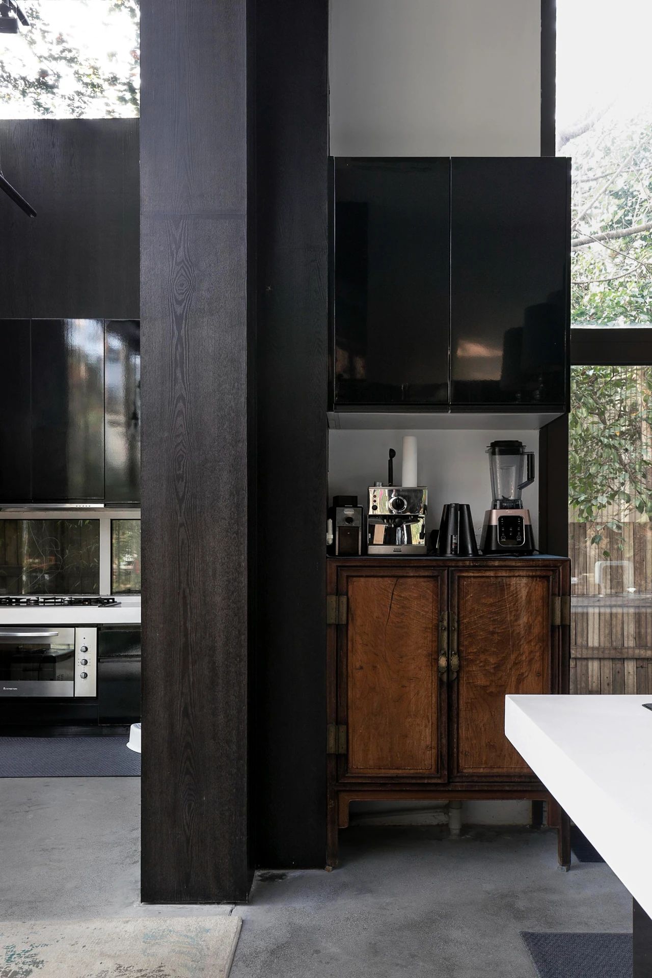 艺术家杨冕 | 生活化场景与空间软装的艺术探索-18