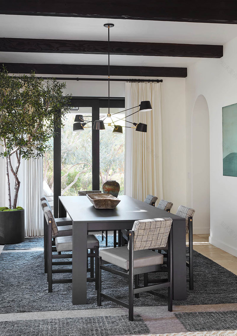 现代演绎下的加州西班牙风格别墅-19