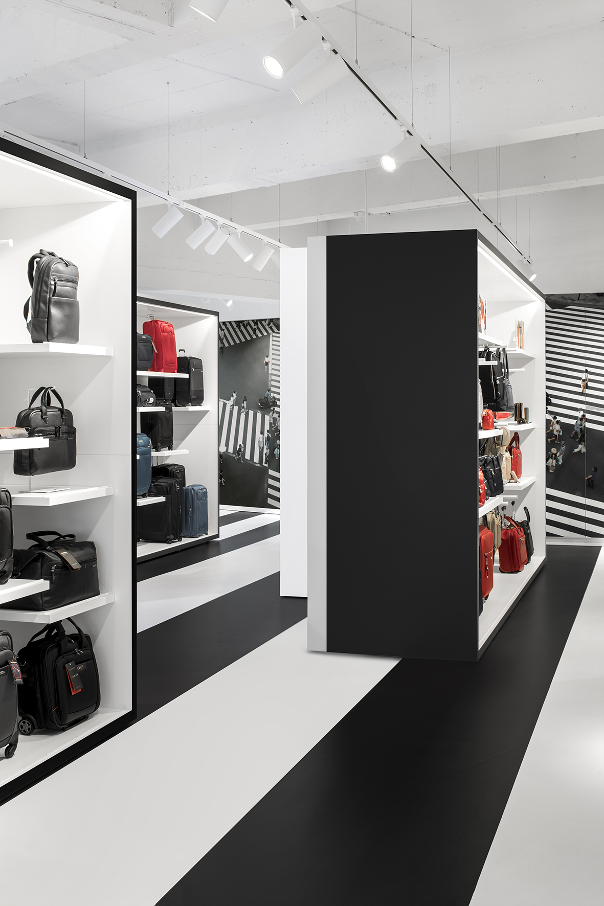 i29 打造 Samsonite 新阿姆斯特丹展厅，城市空间灵感展现多样品牌魅力-16