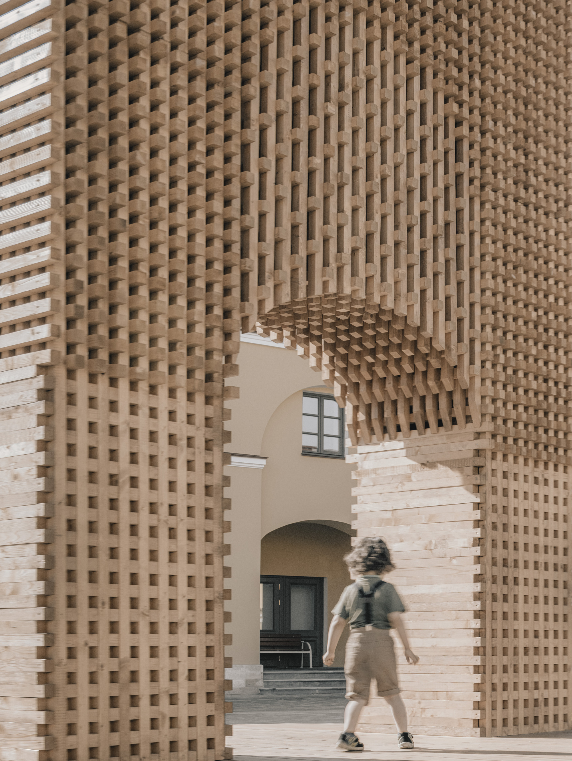 旋转 Triumf 拱设计丨俄罗斯圣彼得堡丨KATARSIS ab-12