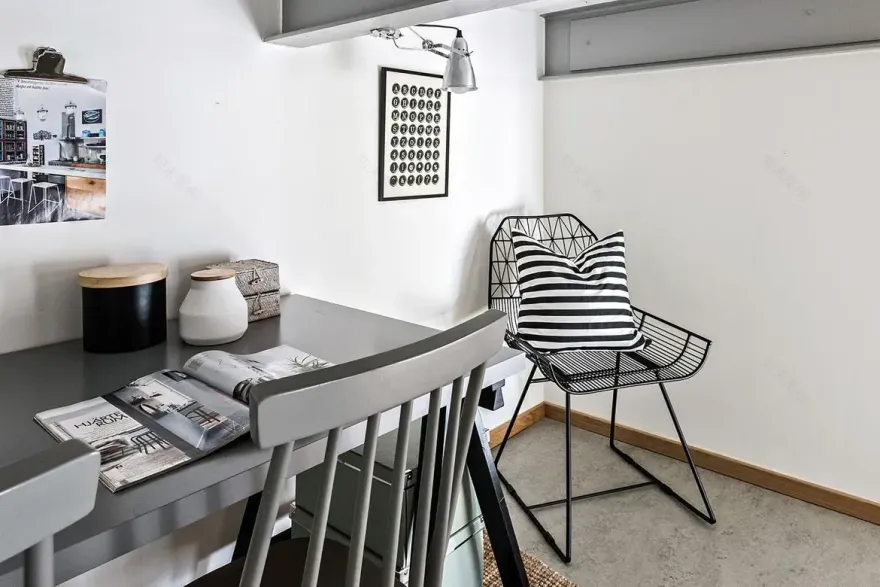 双层工业风公寓,打造私密舒适空间-12