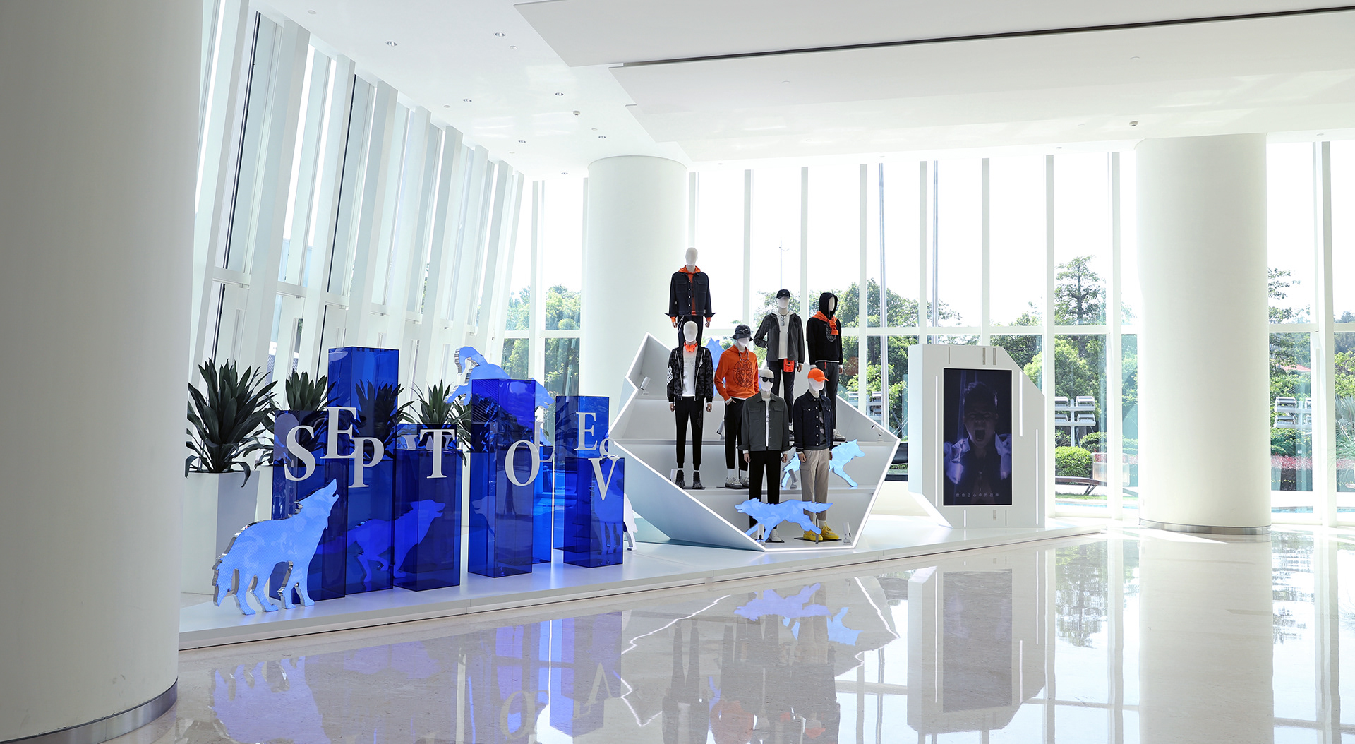 Exhibition for Septwolves-5