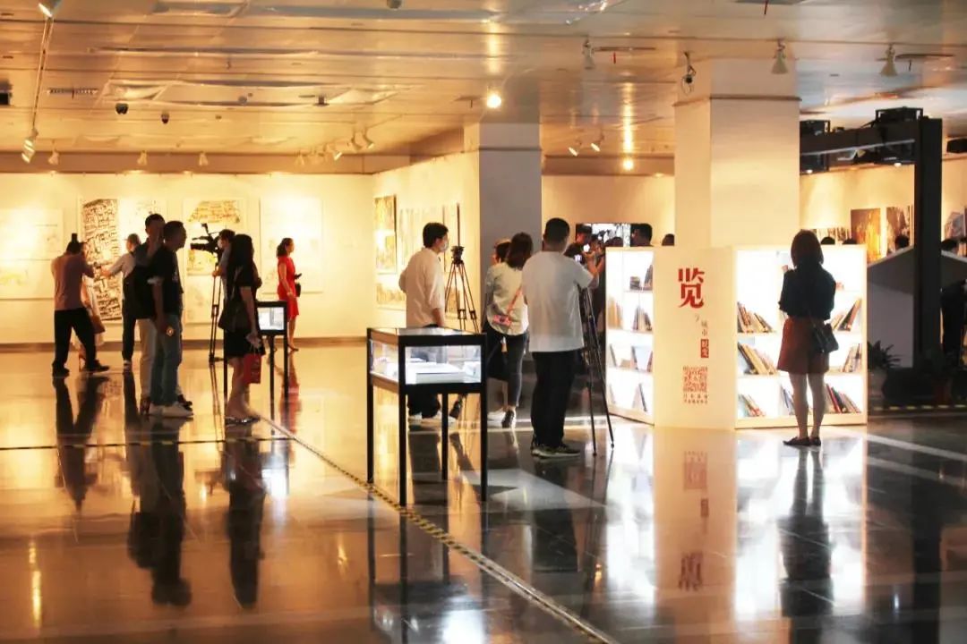 新天地永续 | 文化展览的室内设计魅力-11