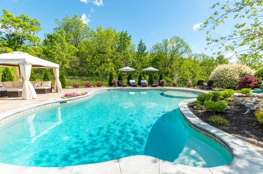 2017 年建成的精确泳池私人住宅-0