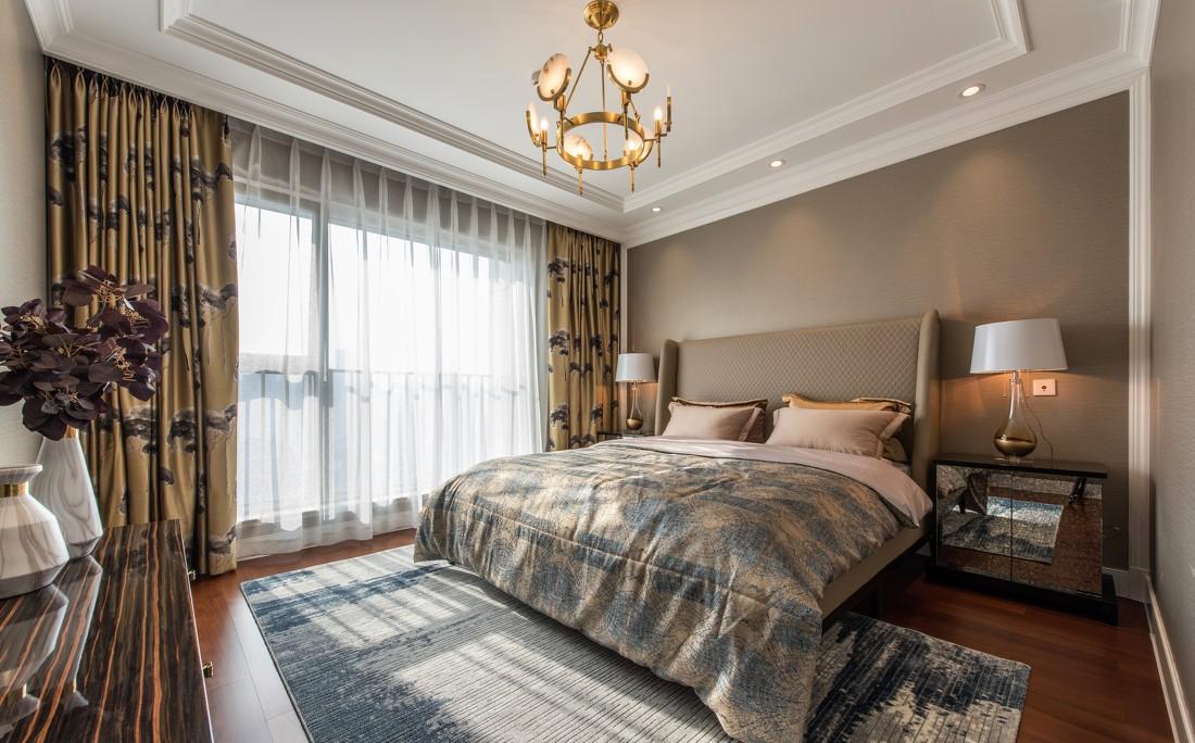 暖色调中海城市广场，金属与岩板的温馨空间-14