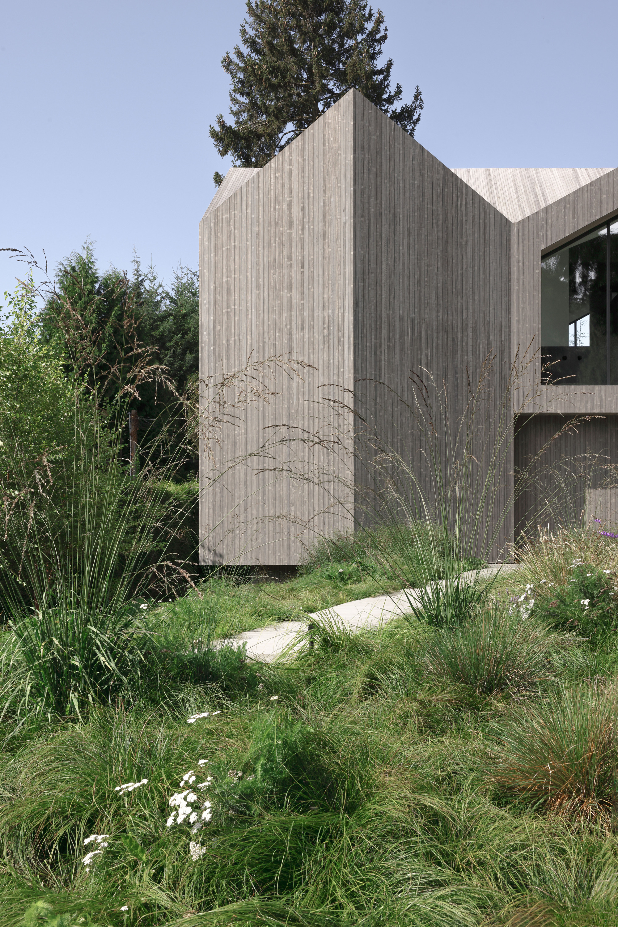 丨加拿大温哥华丨Mcleod Bovell Modern Houses-43