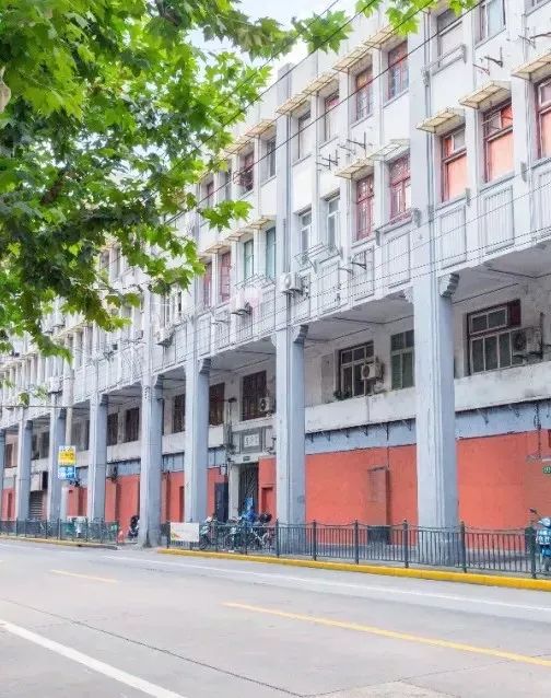 金陵东路“颠覆重塑” 60 万㎡史诗级更新,骑楼风情街区再现-8