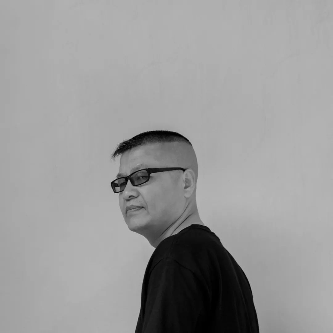 135m²怪异阁楼,创意爆改为艺术画廊式舒适三层!-79