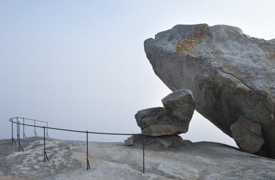 西班牙里韦拉“佩德拉达拉”观景点 | 自然与建筑的和谐融合-27