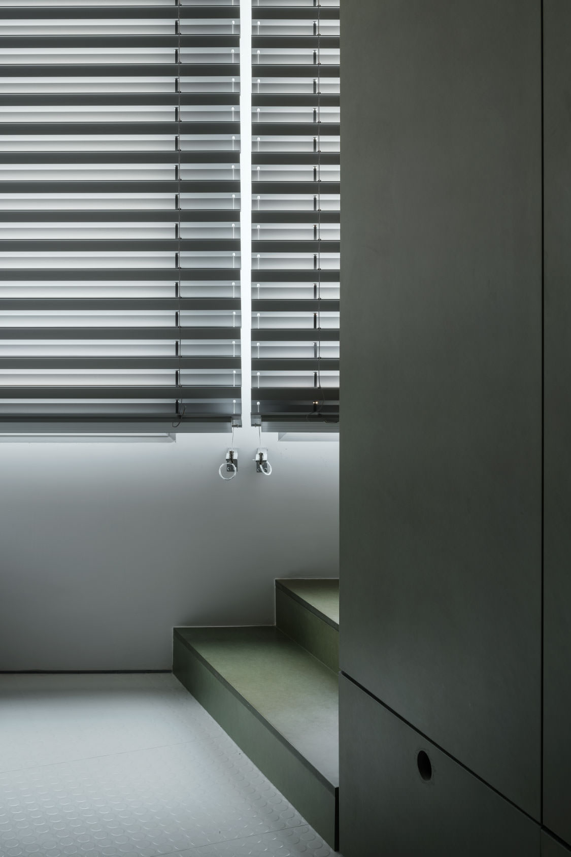 马德里现代 Studiolo 公寓丨西班牙马德里丨Hanghar-49