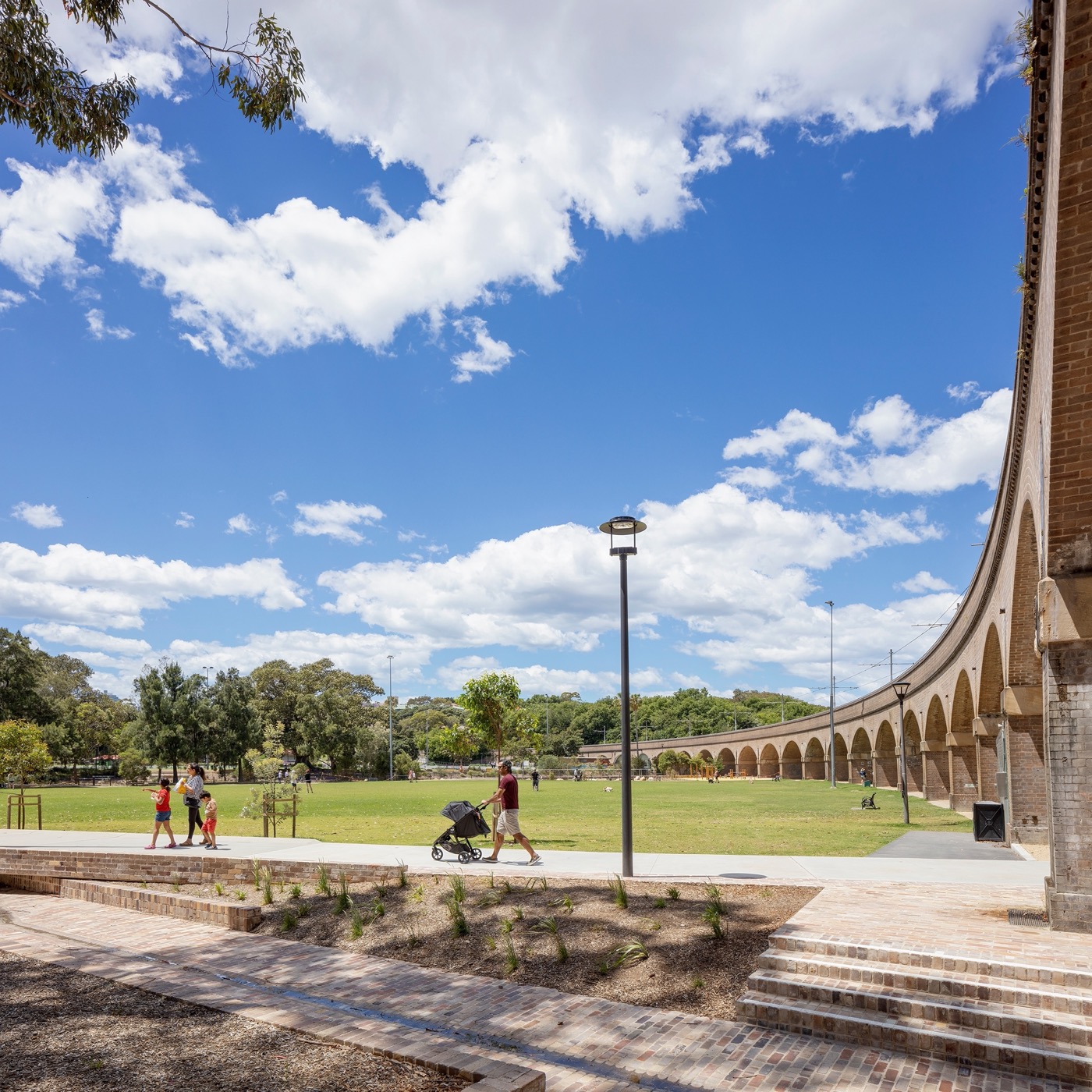 悉尼城市生态绿洲 · The Crescent丨澳大利亚悉尼丨JMD design-17