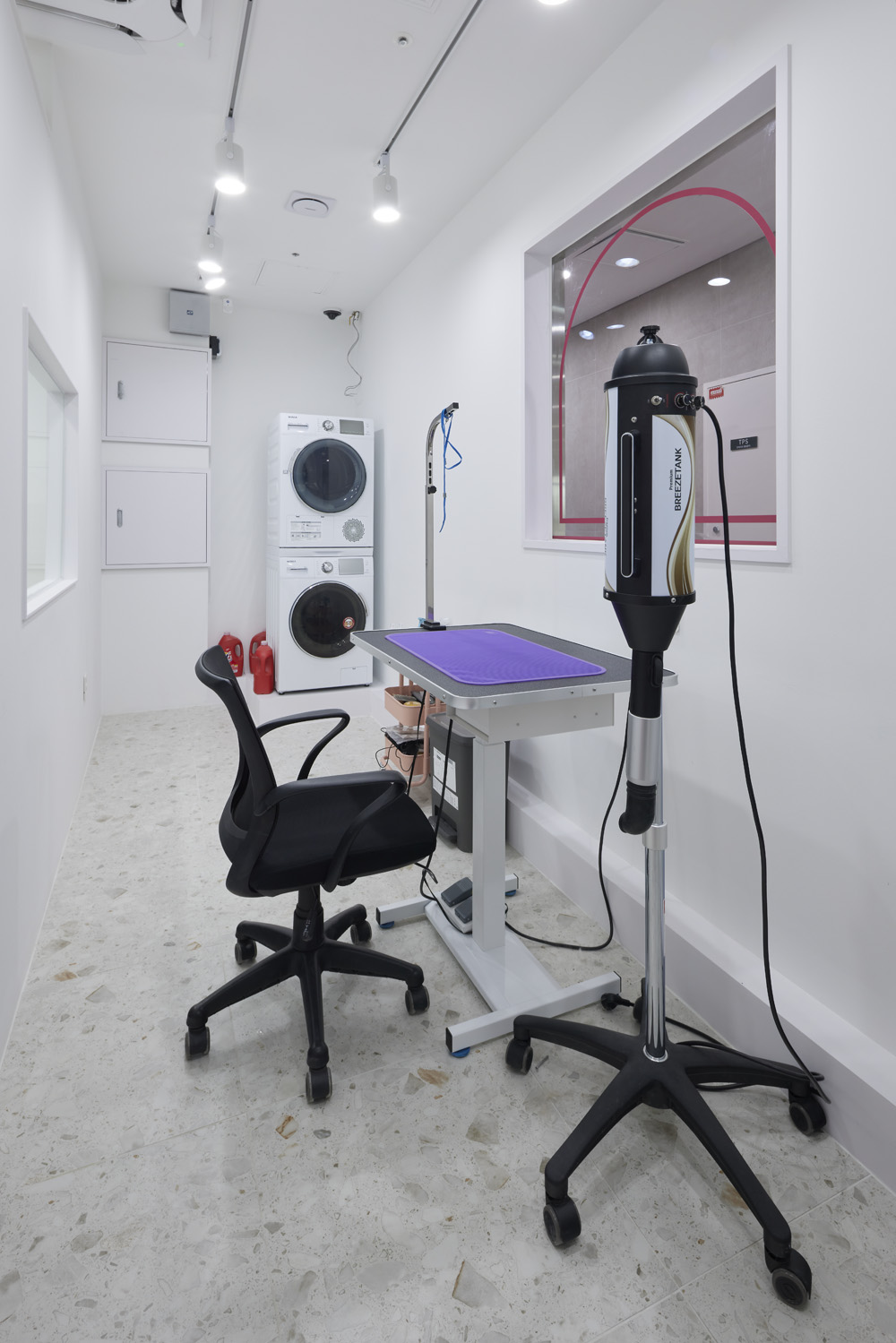 40 平米的粉色童话，爱犬咖啡厅的温馨设计-16