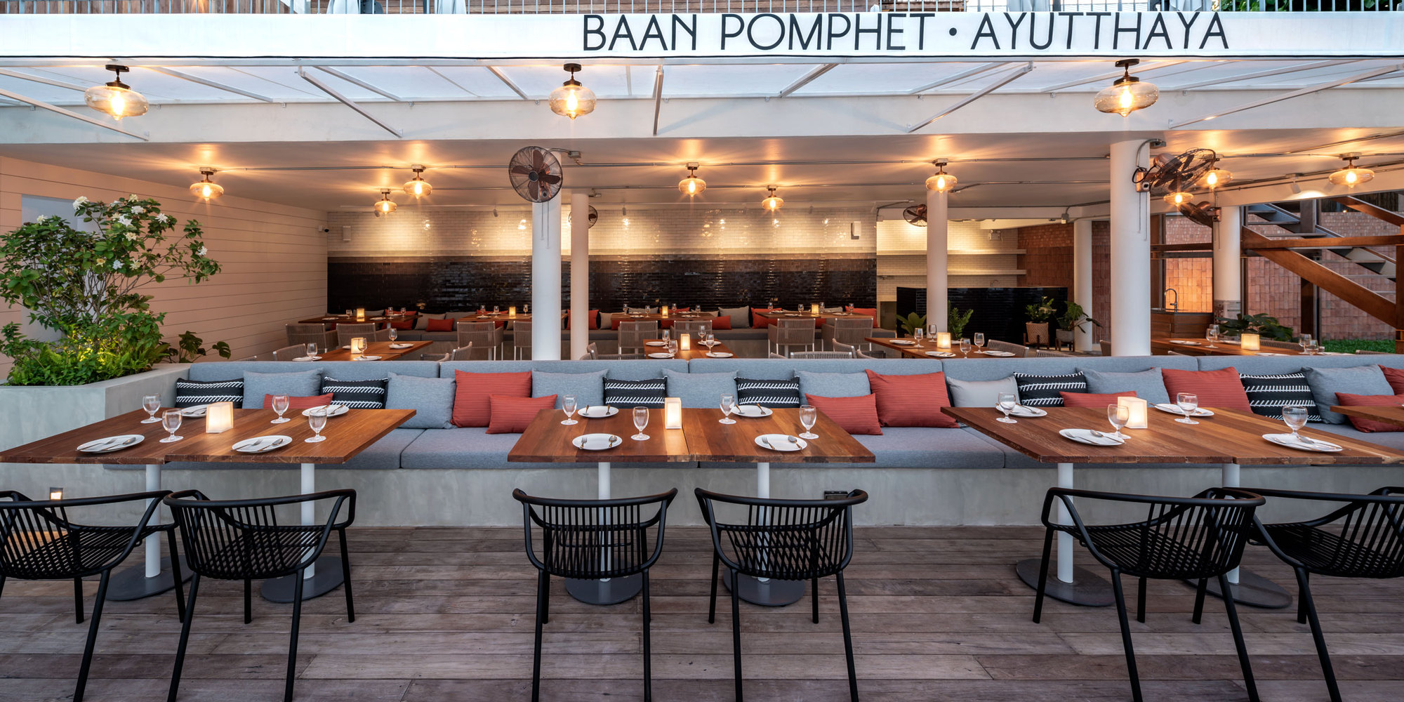 Baan Pomphet Hotel and Restaurant / onion-48