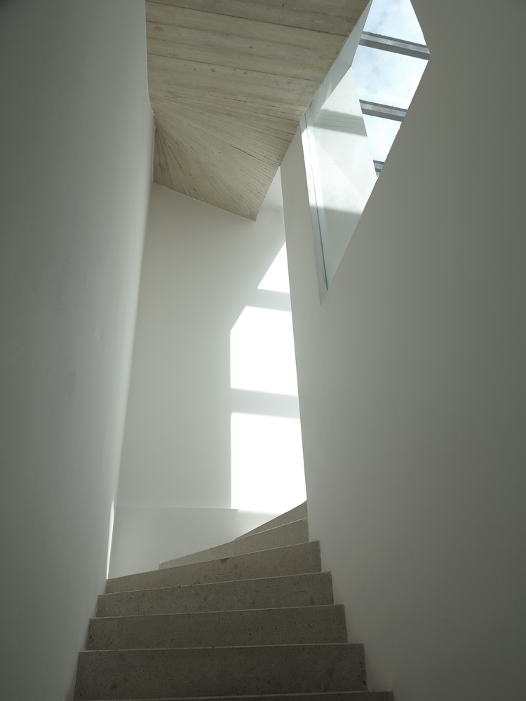 捷克 Benešov 家庭别墅，绿色环绕中的生活空间-37