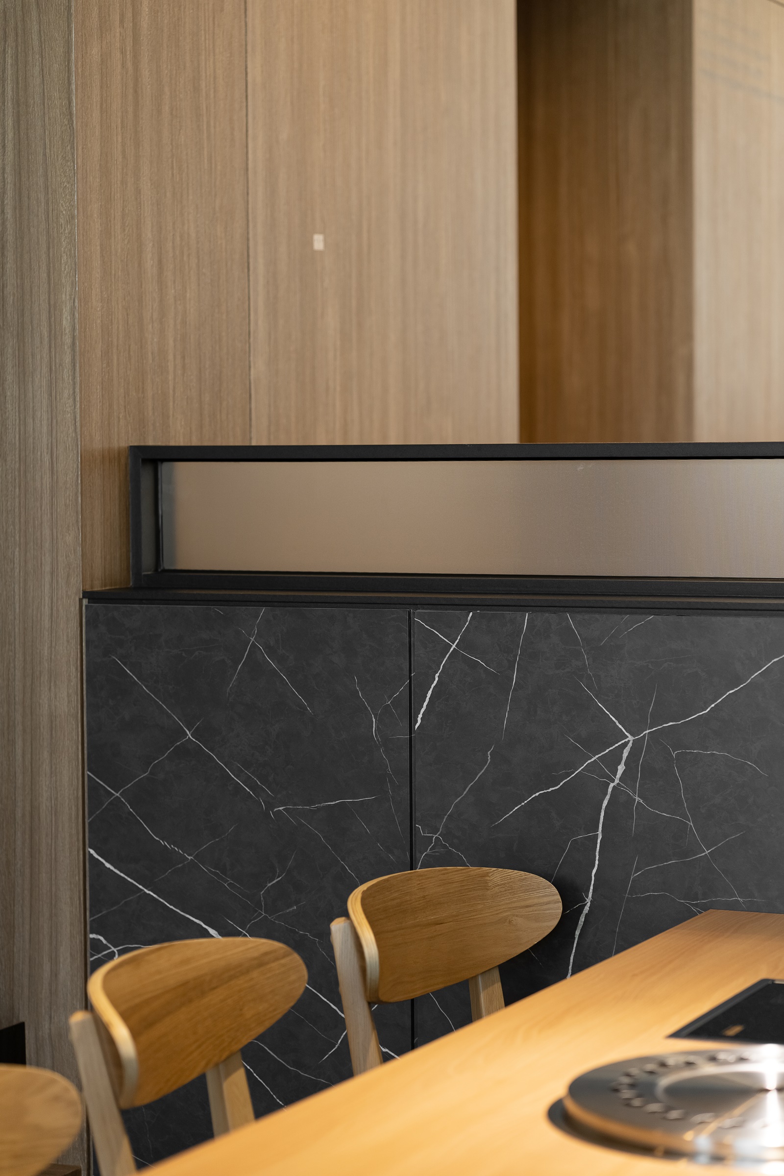 首尔某餐厅 | 极简主义的完美呈现-15