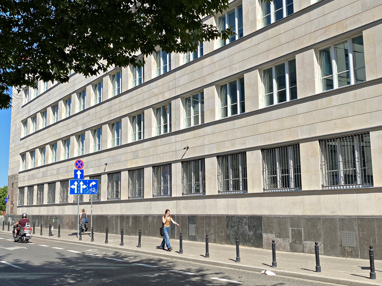 华沙波维什卢发电厂行政大楼外立面翻新丨波兰华沙-63