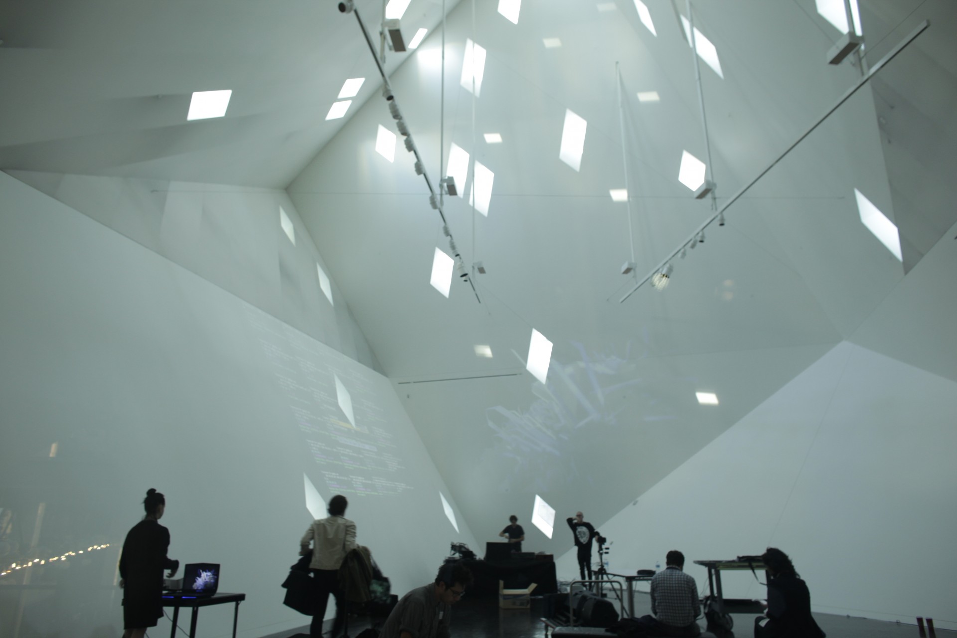 现代犹太美术馆（Contemporary Jewish Museum）丨美国丨丹尼尔·里伯斯金（建筑设计）,塞西尔·巴尔蒙德（结构设计）-29