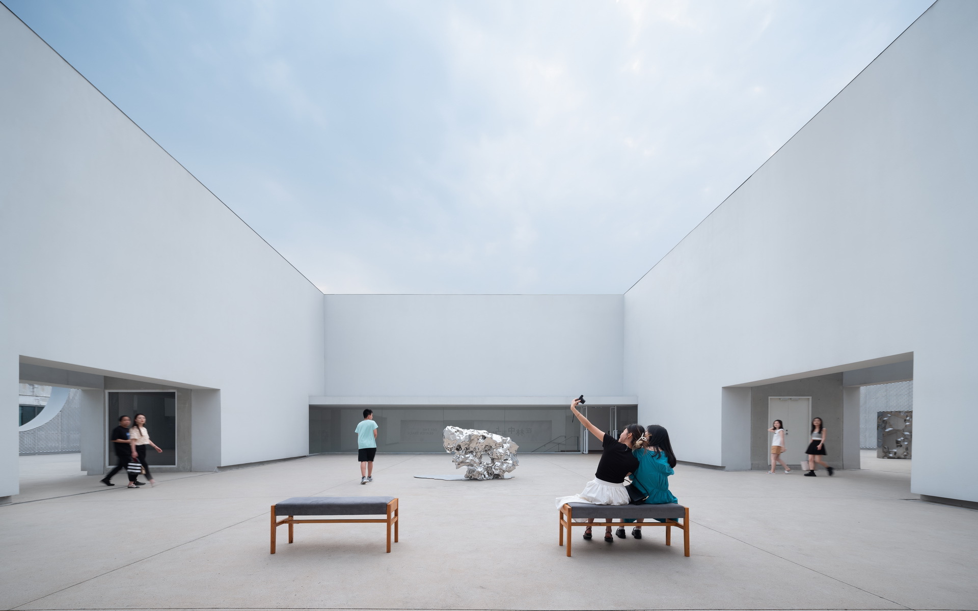 The Opened “White Box” Art Museum, OCAT-B10丨中国深圳丨MENG YAN | URBANUS-26