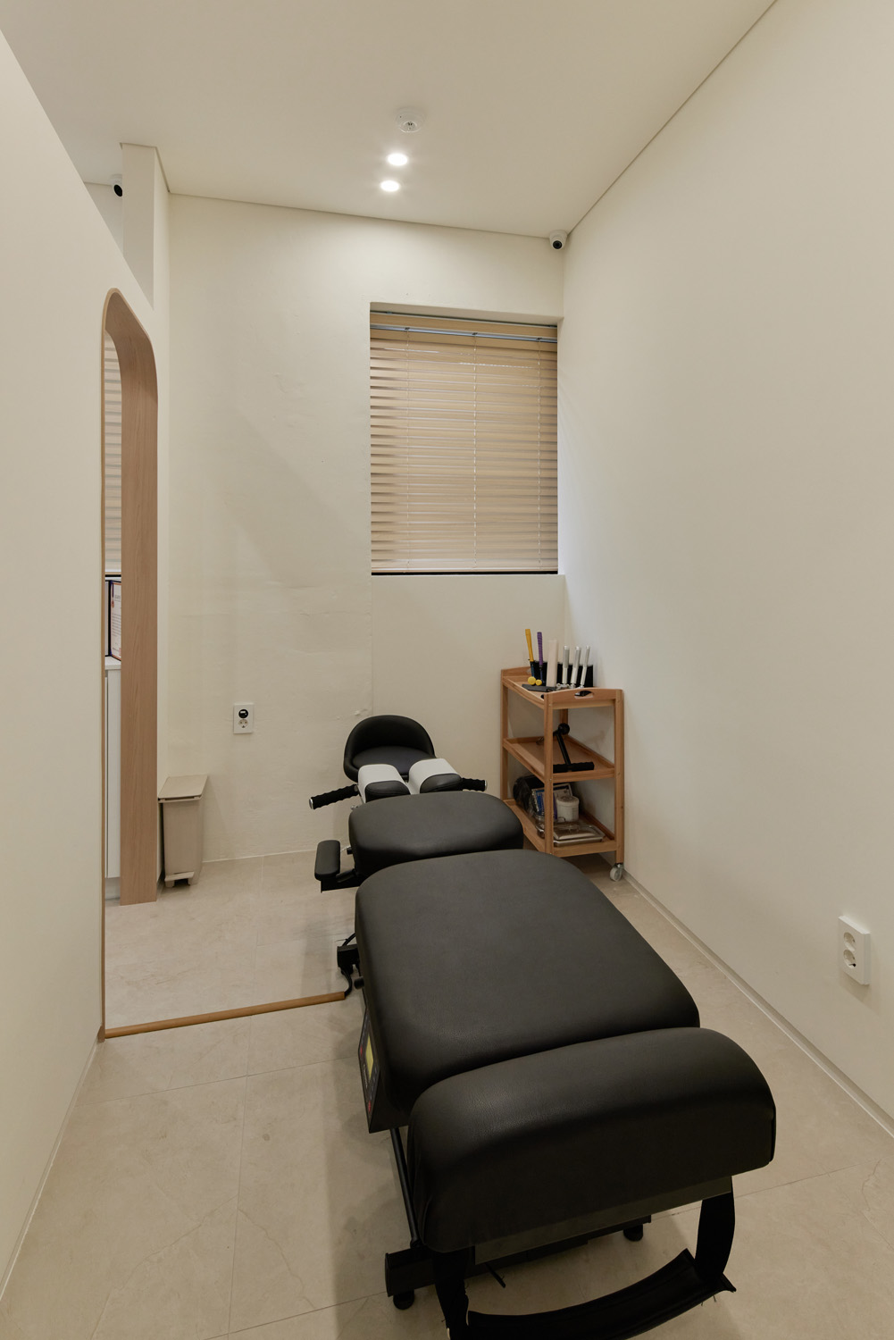 "高级舒适的 31 平米中医诊所设计"-22