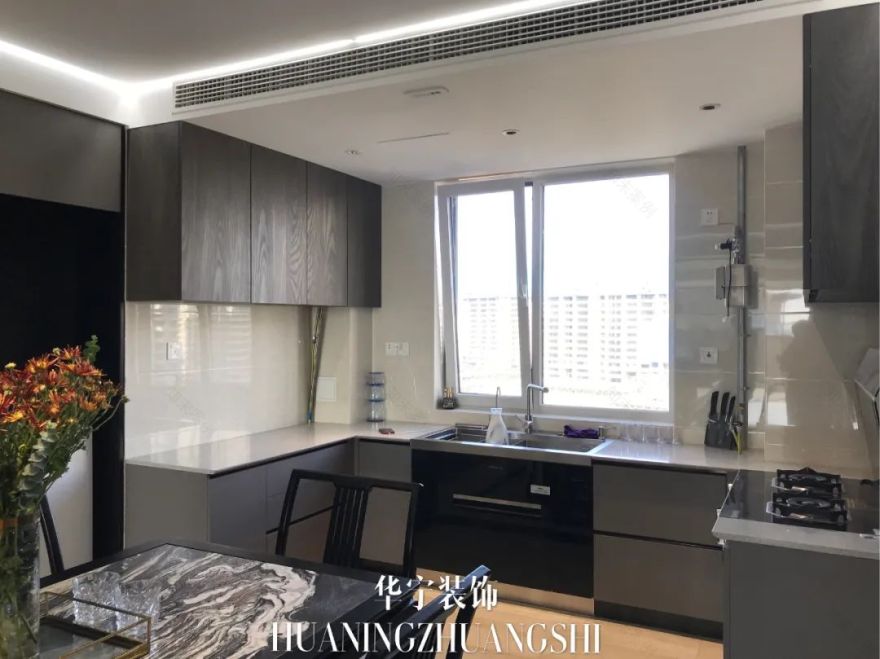 悦湖湾现代风精装房改造,独特慵懒气质打造幸福居家-36