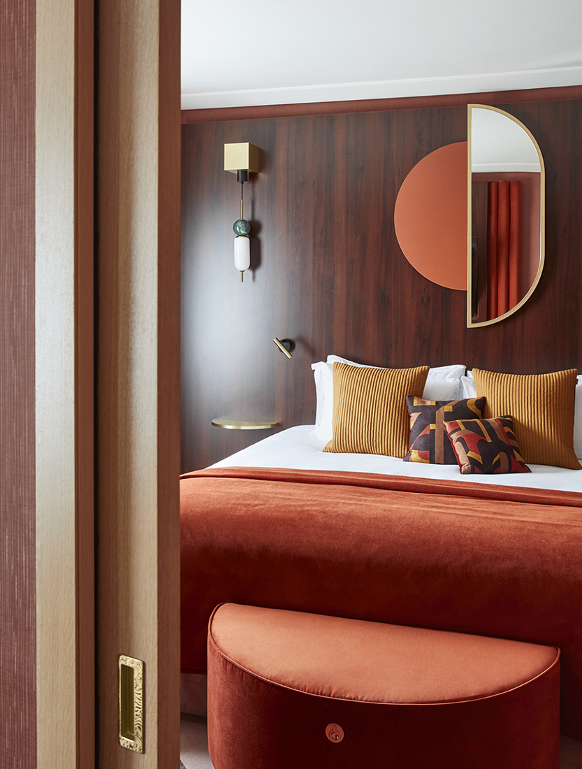 Оскар Люсьен Оно: отель в Париже с мотивами Memphis-6