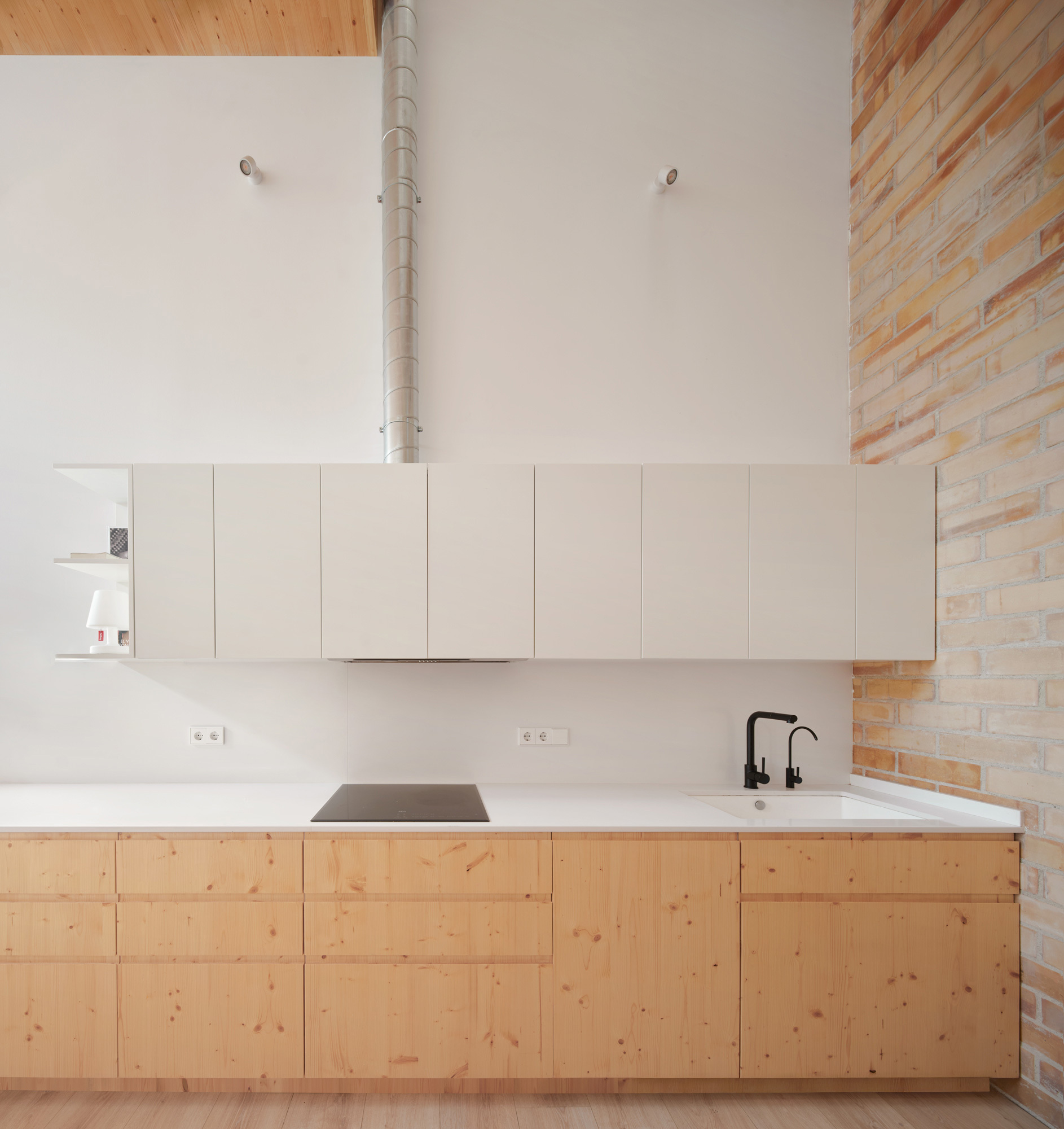 115ARI Single-Family Home Between Party Walls in Sabadell / Vallribera Noray Arquitectes-34