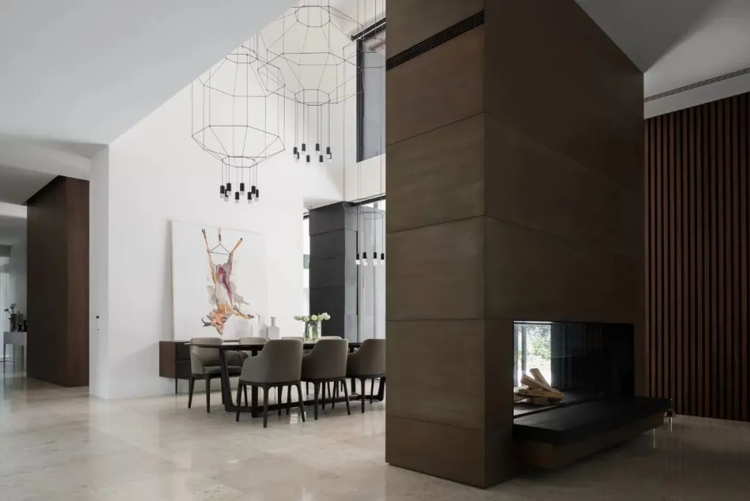 莫斯科郊区别墅,极简美学与自然融合的典范-39