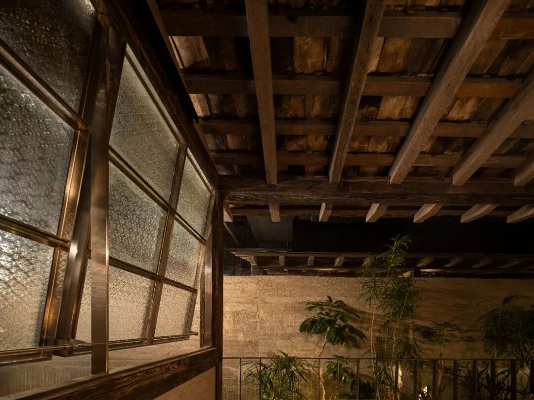 YOUNGDESIGN本样新作|共炉火锅(武昌万象城)-39