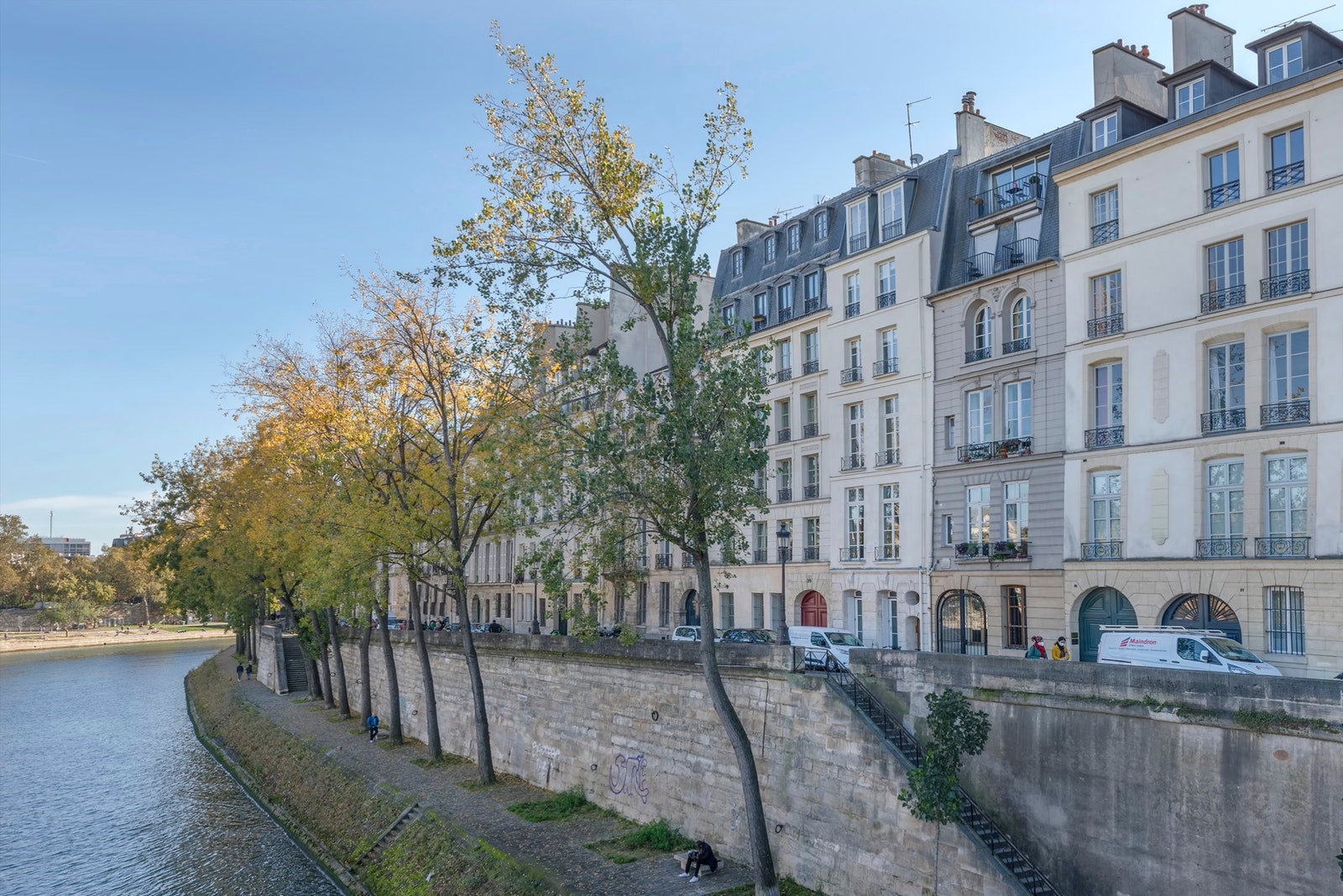 À vendre, un hôtel particulier de 676 m² sur l’île Saint-Louis | AD Magazine-6