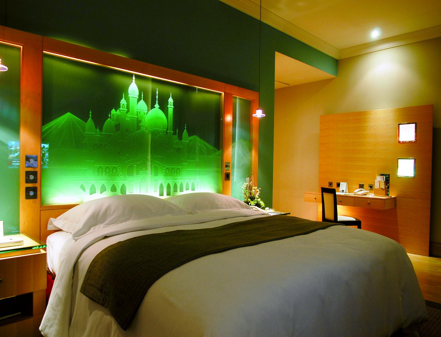 )Le Meridien Tower Kuwait, Dasman, Kuwait-8