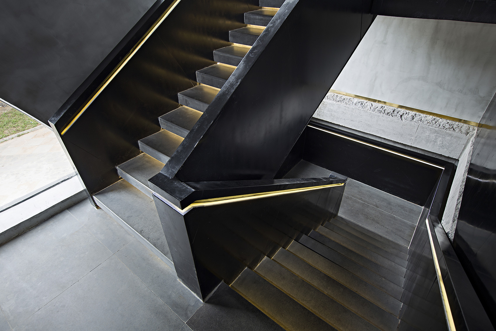 海口 食酒堂精酿吧 | 龙丽仁室内装饰设计-38