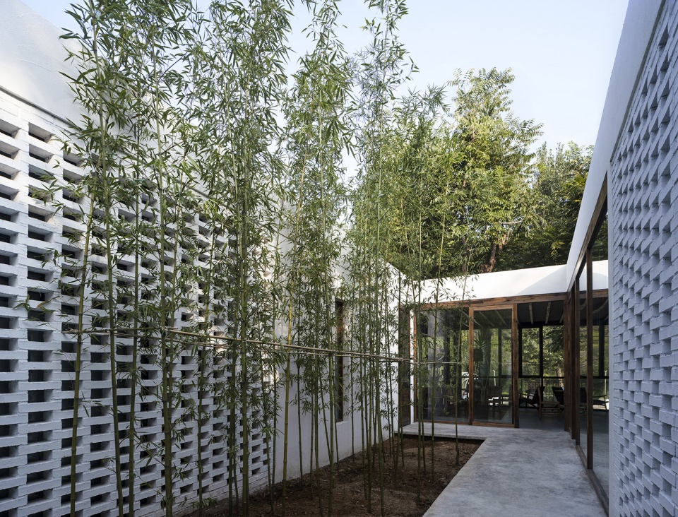 四棵树下的小院每喜merci mercy餐厅丨中国北京丨五架三间设计研究室-31