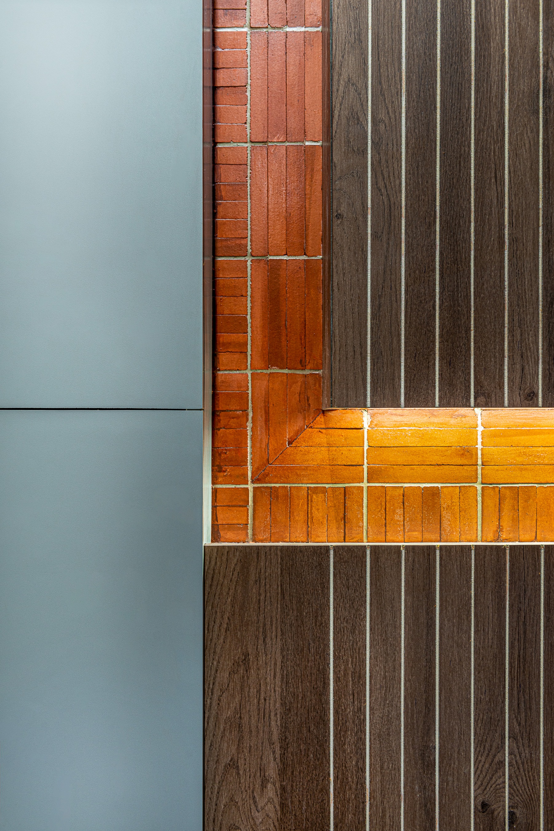 都市商业区中的自然元素办公室设计-23