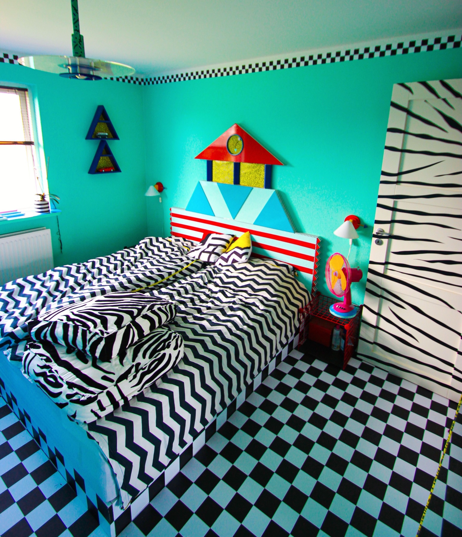 丹麦艺术家色彩公寓室内设计丨丹麦哥本哈根丨雅各布·米兹拉希（Jakob Mizrahi）-22