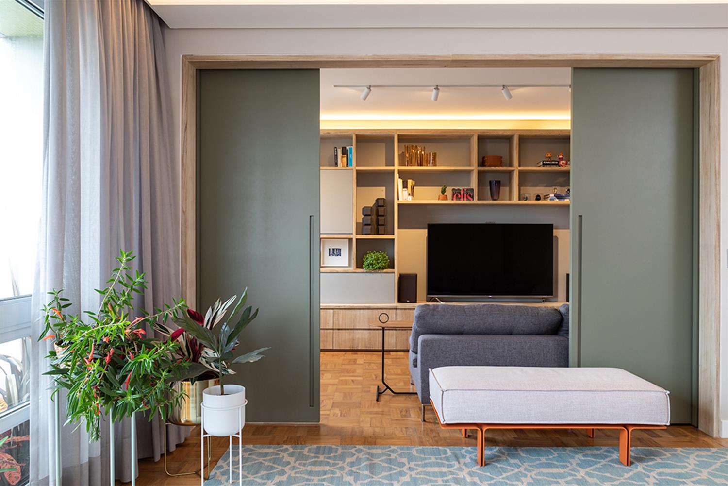 巴西 Apartamento Consolação | 木质美感与设计巧思的完美结合-9