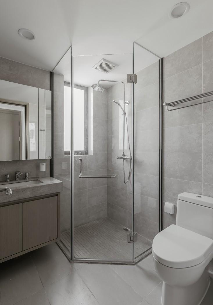 优雅灰色调家居设计 | 明亮温馨与收纳空间的完美结合-41