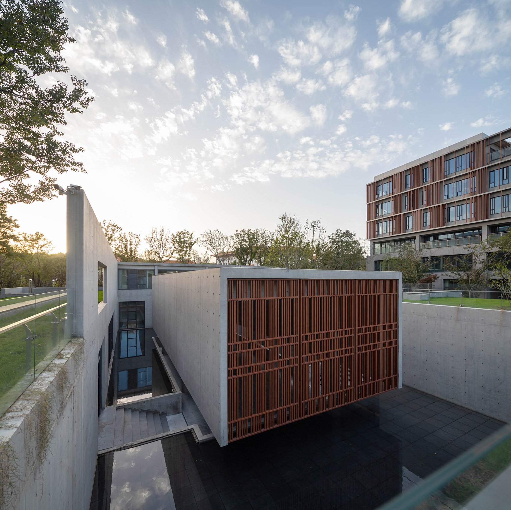 南京丰盛五季凯悦臻选酒店丨中国南京丨BUZZ庄子玉工作室-46