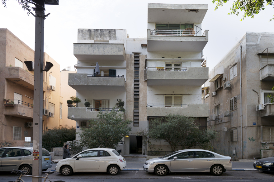 Long and Slender XS Studio for compact design-30