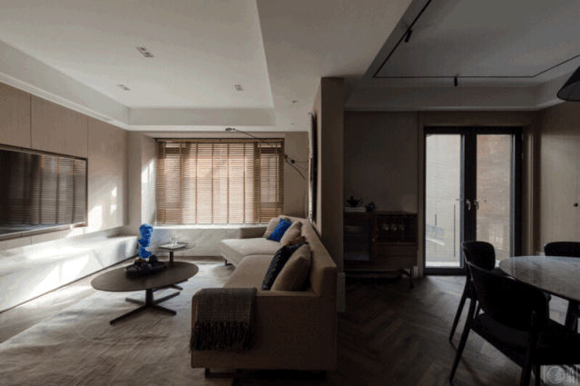 成都市复式公寓的现代简奢花园生活-50