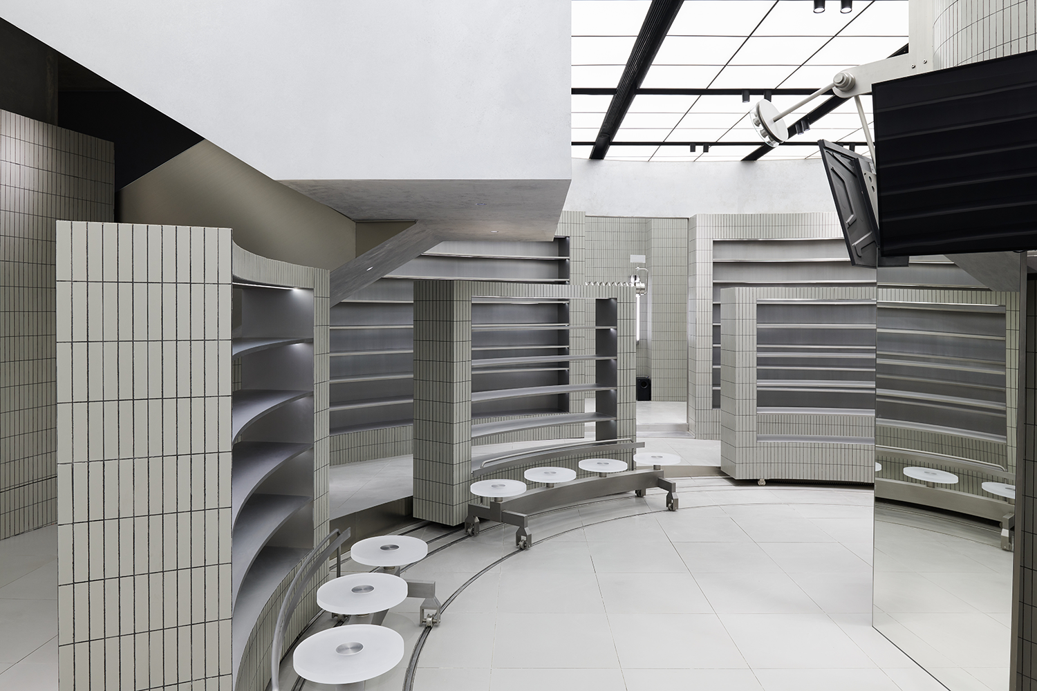 KNOWIN 上海新天地店丨中国上海丨MHPD-3