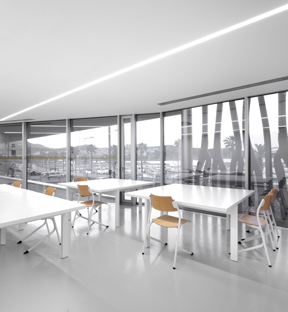 International Accommodation Center For The Oceanological Observatory  Atelier Fernandez - Serres-44