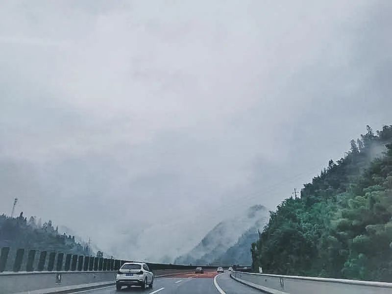 完美一夏 | 康定摄影之旅的室内设计灵感-11